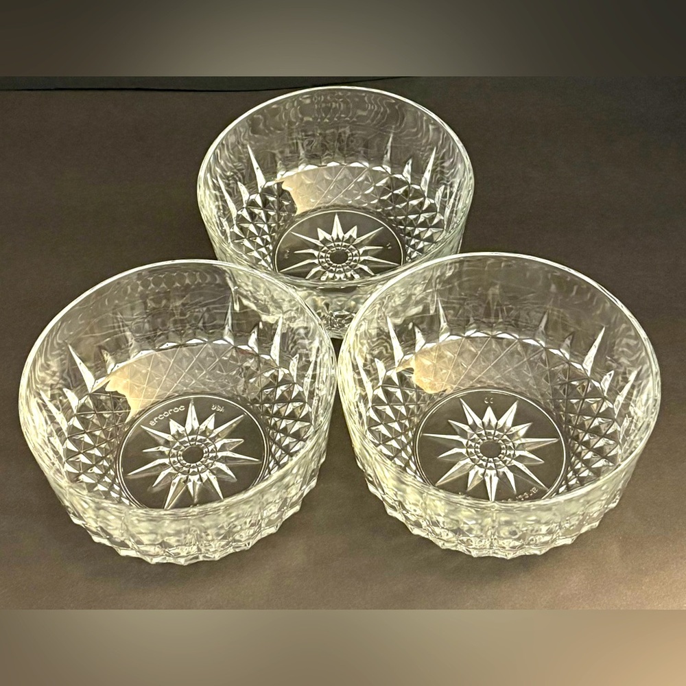 ARCOROC Crystal Clear Glass Fruit/ Dessert Bowls 
Set Of 3